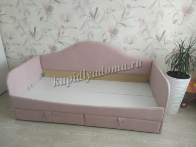 Кровать Алиса с мягкой обивкой 332.18 (Розовый велюр)